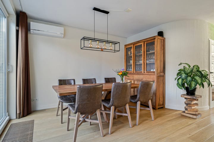 Foto 11 van Busweg 5