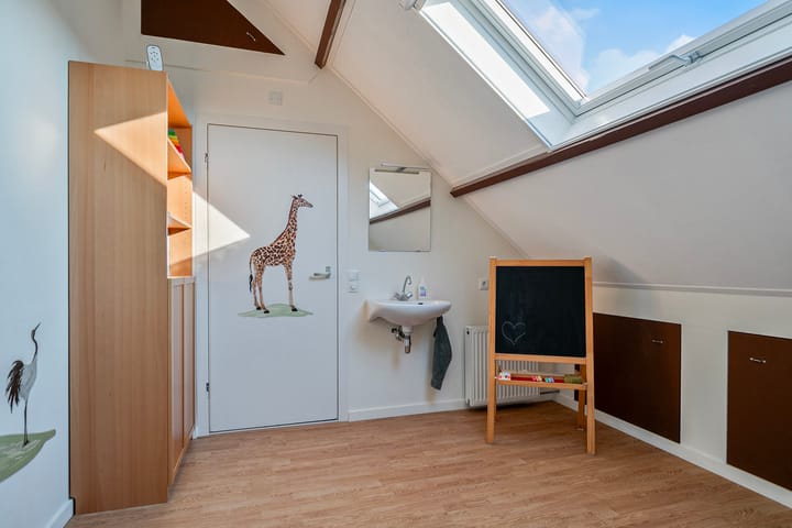 Foto 24 van Busweg 5