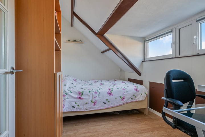 Foto 25 van Busweg 5