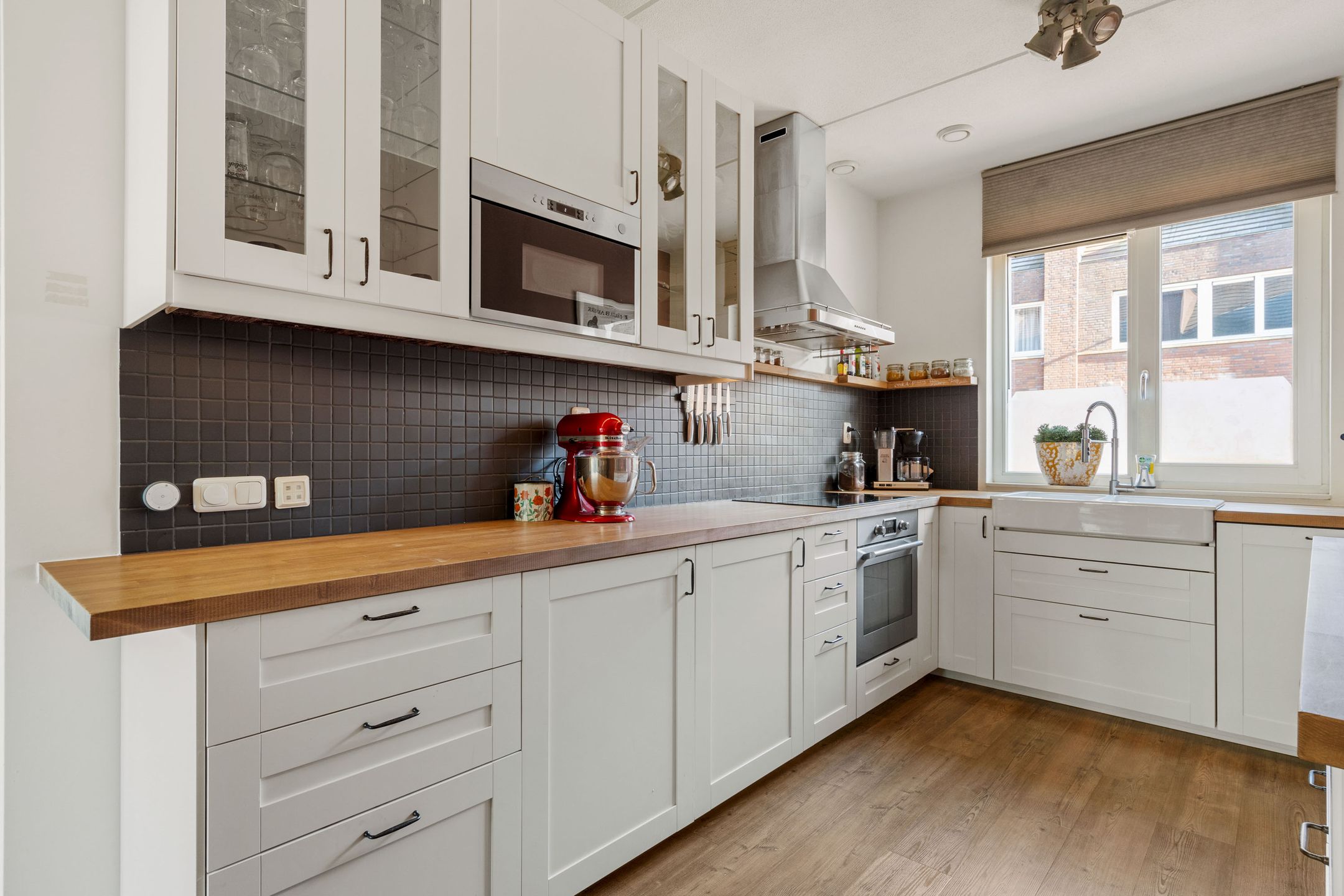 Photo 15 of Demerstraat 10