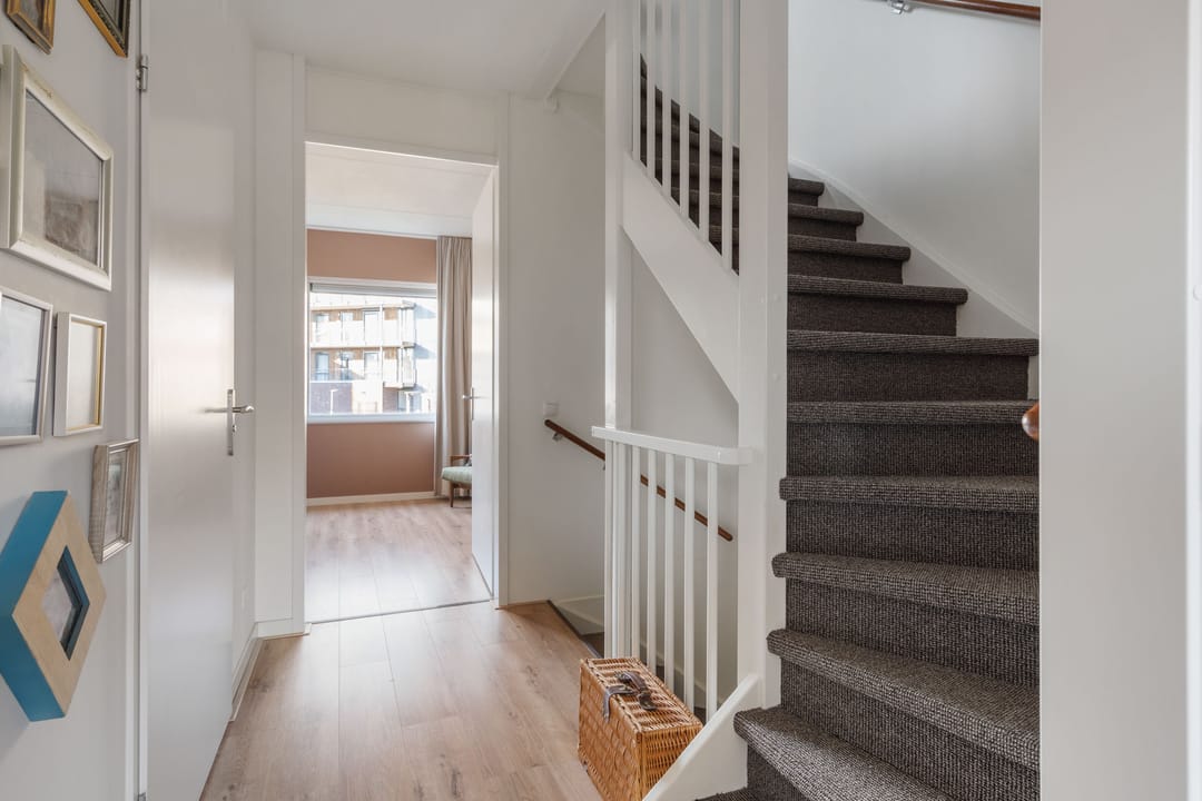 Photo 17 of Demerstraat 10