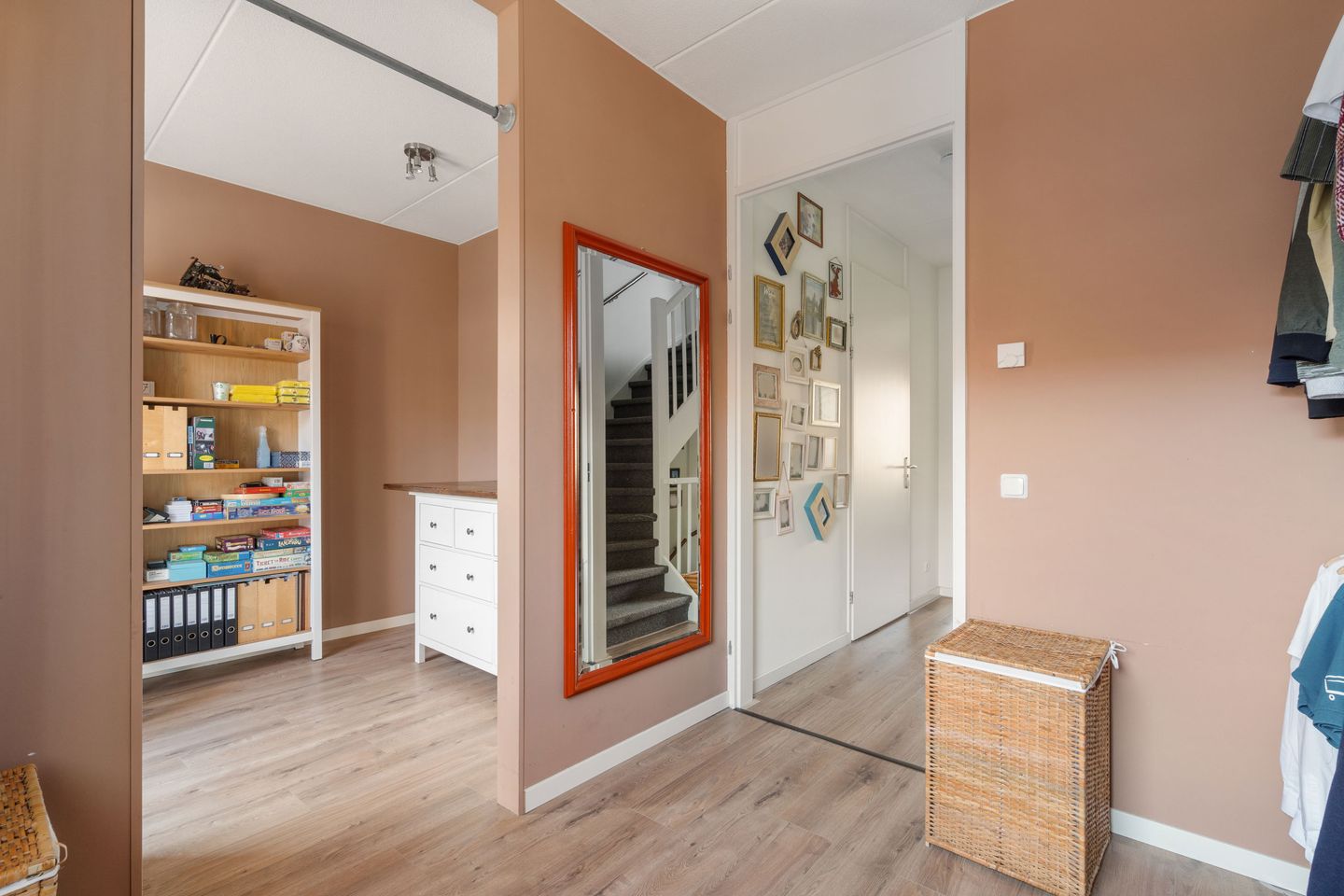 Photo 19 of Demerstraat 10