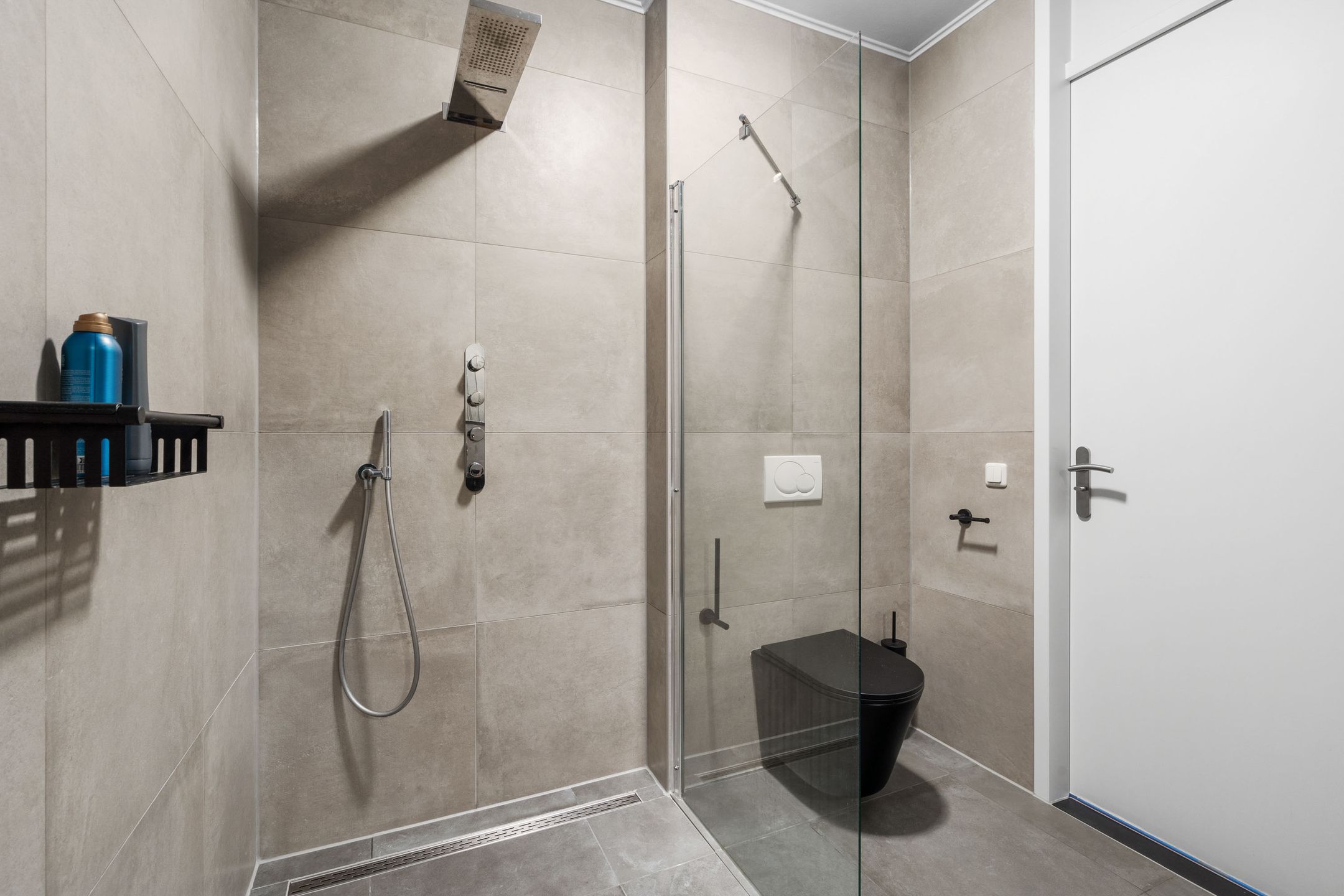 Photo 24 of Demerstraat 10