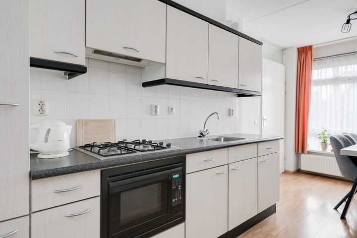 Foto 3 van Hof van Parijs 64