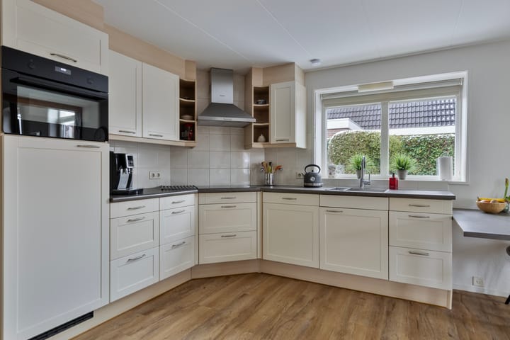 Foto 20 van Nijewei 16