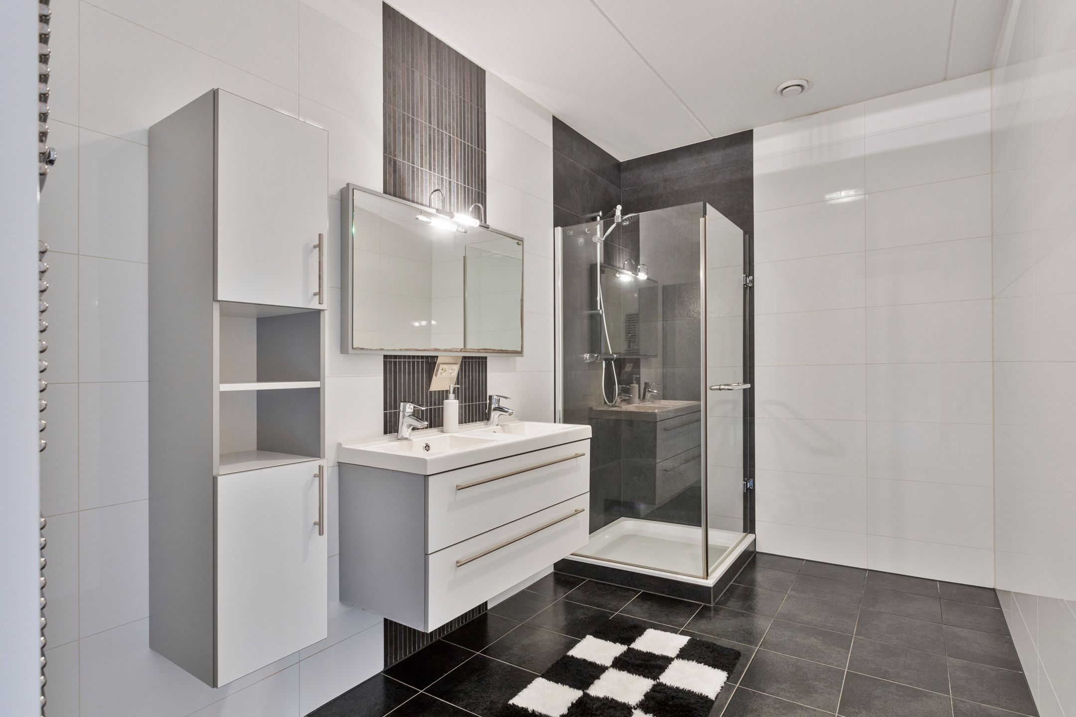 Foto 33 van Penant 15