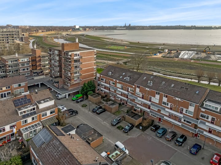 Foto 5 van Poolster 152