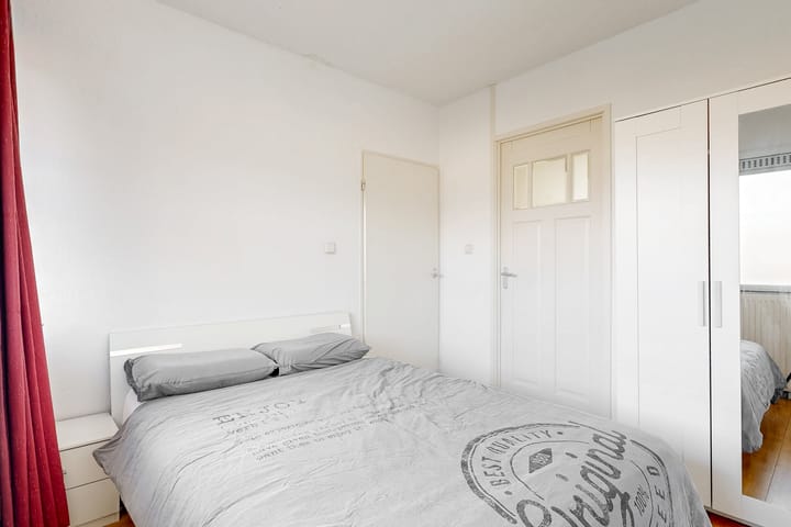 Foto 13 van Poolster 152