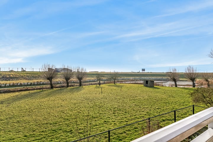 Foto 19 van Poolster 152