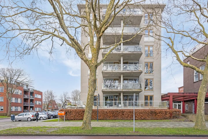 Photo 8 of Sint Laurentiusstraat 19