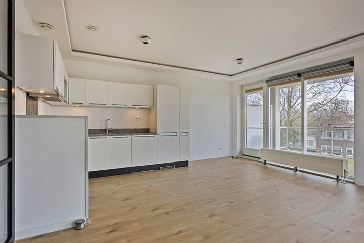 Photo 23 of Sint Laurentiusstraat 19