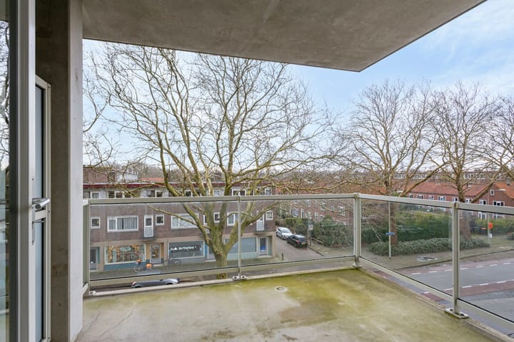 Photo 29 of Sint Laurentiusstraat 19