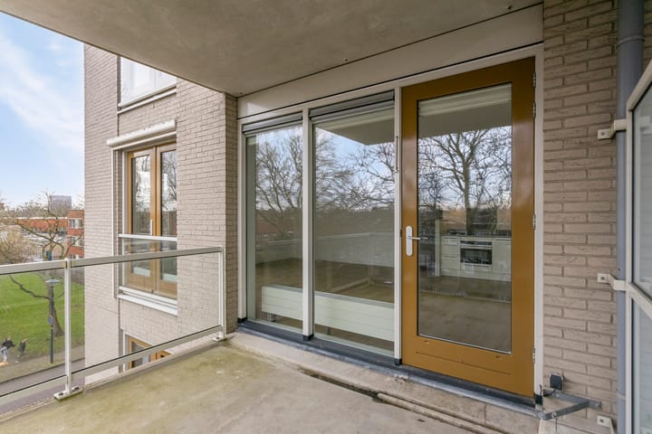 Photo 31 of Sint Laurentiusstraat 19