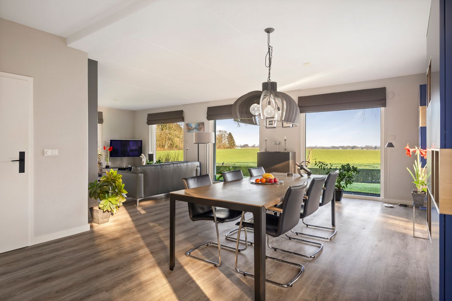 Photo 14 of Zomeroord 36