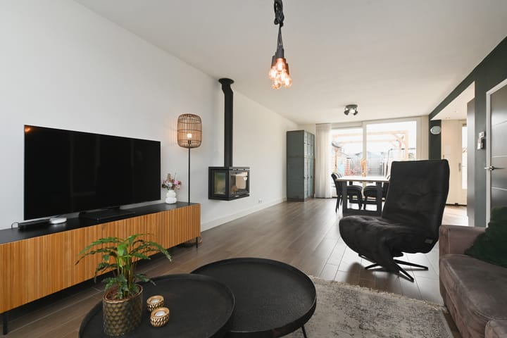 Foto 10 van Leliestraat 20