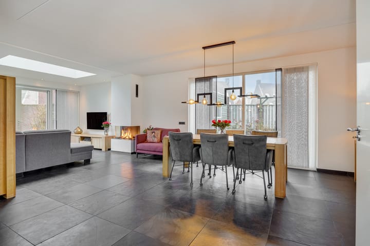 Foto 2 van Donkervoortseloop 28