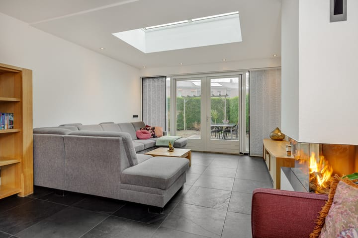 Foto 5 van Donkervoortseloop 28