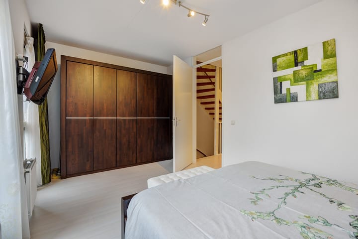 Foto 20 van Donkervoortseloop 28