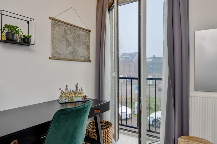 Foto 22 van Donkervoortseloop 28