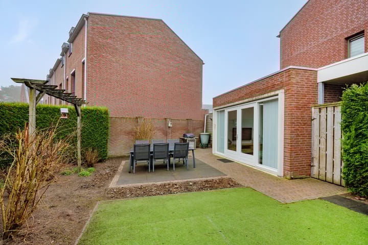 Foto 36 van Donkervoortseloop 28