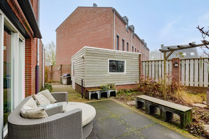 Foto 38 van Donkervoortseloop 28