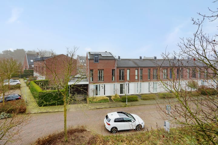 Foto 43 van Donkervoortseloop 28