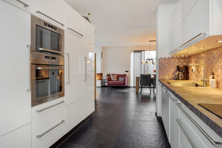 Foto 14 van Donkervoortseloop 28