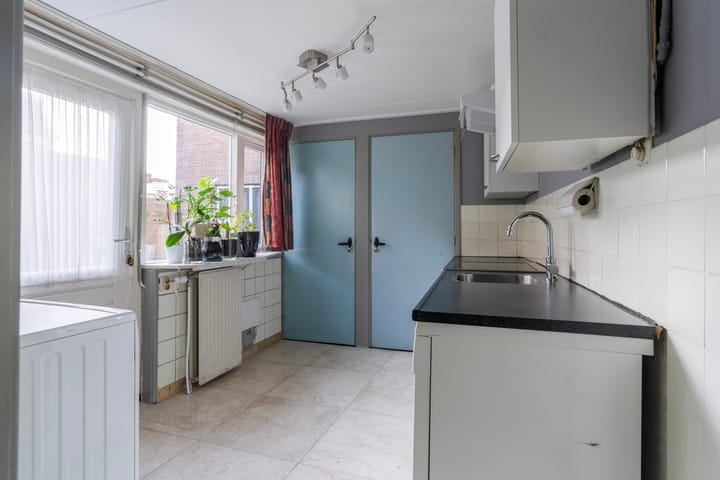 Foto 15 van Langebuorren 49