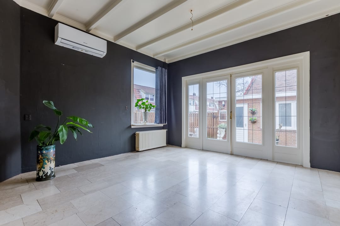 Foto 2 van Parallelweg 80