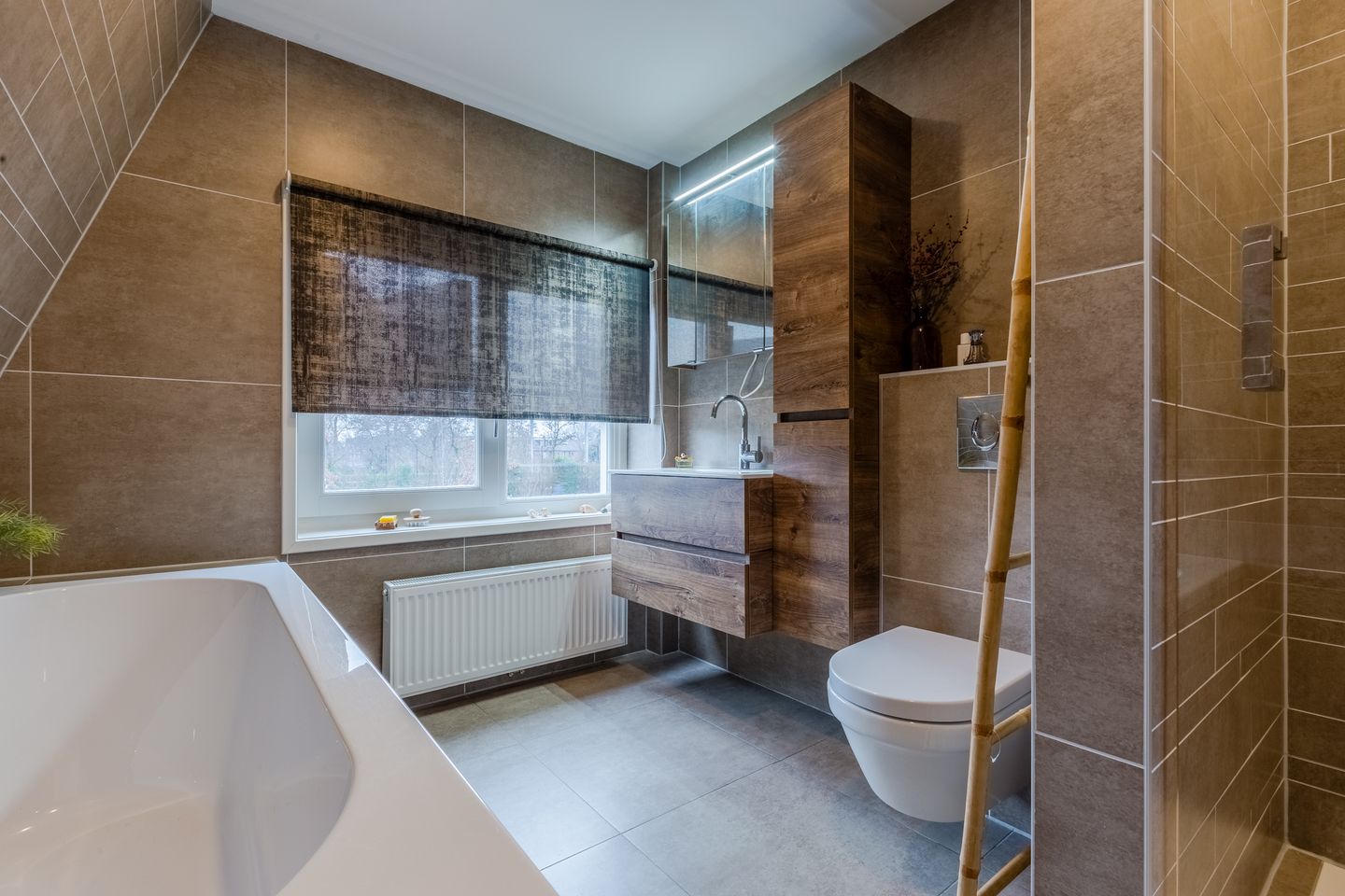 Foto 4 van Parallelweg 80