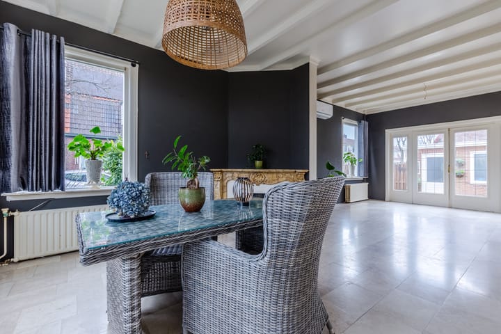 Foto 17 van Parallelweg 80