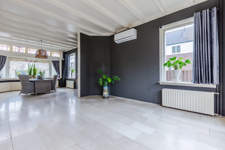 Foto 14 van Parallelweg 80