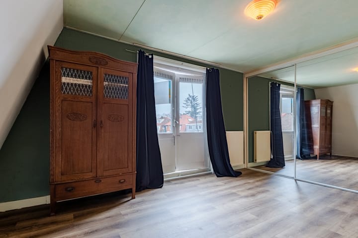 Foto 24 van Parallelweg 80