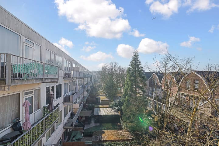 Foto 12 van 2e Middellandstraat 52