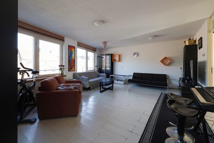 Foto 17 van 2e Middellandstraat 52