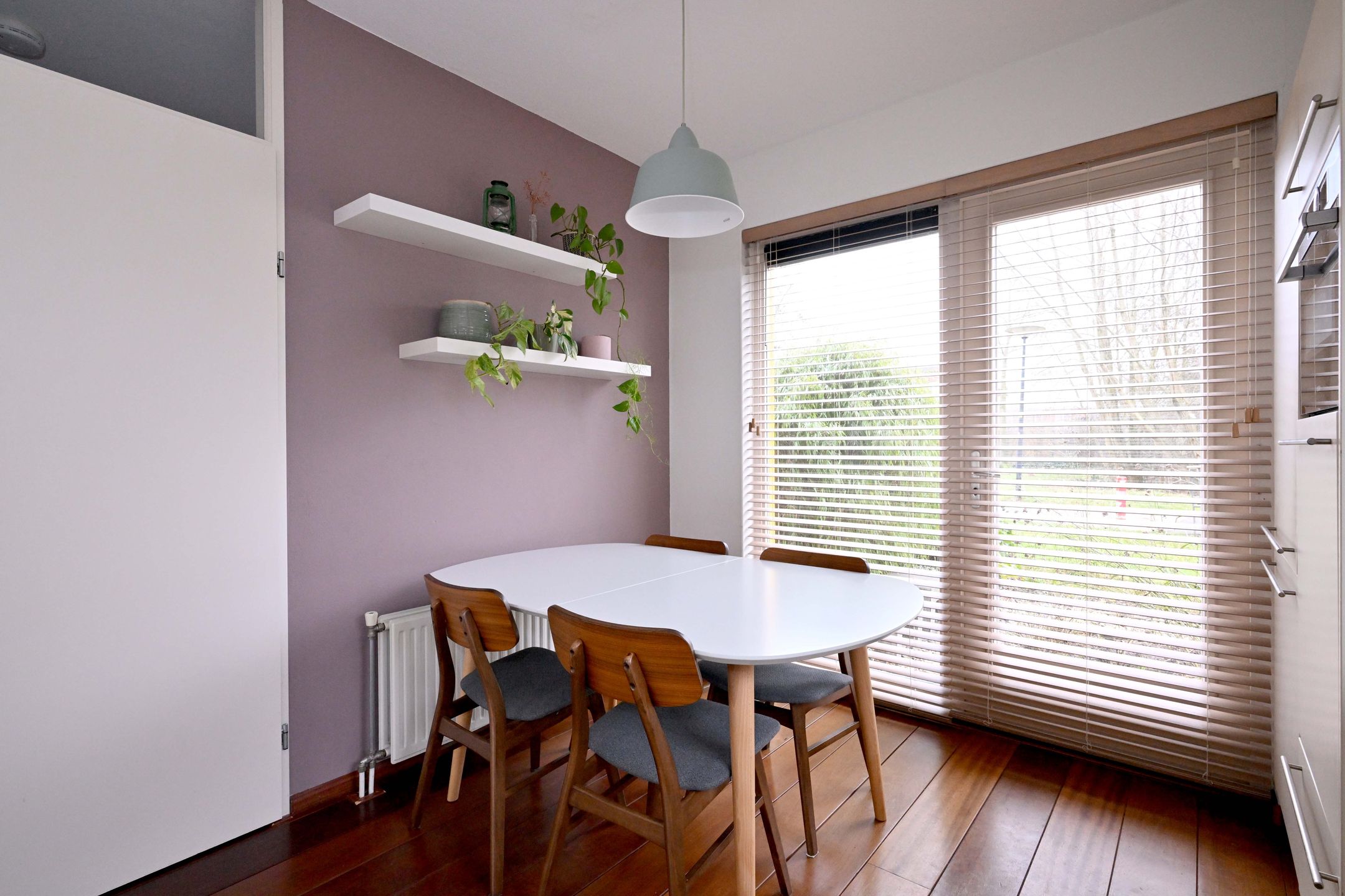 Photo 9 of Vincent van Goghstraat 9