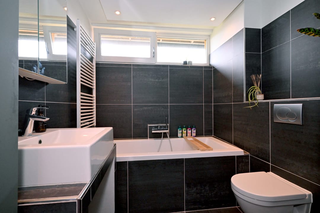 Photo 22 of Vincent van Goghstraat 9