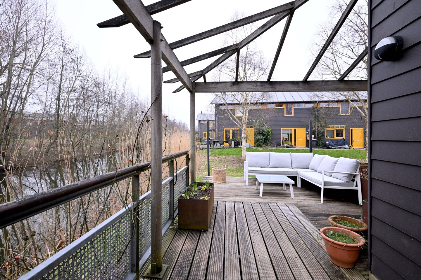 Photo 25 of Vincent van Goghstraat 9