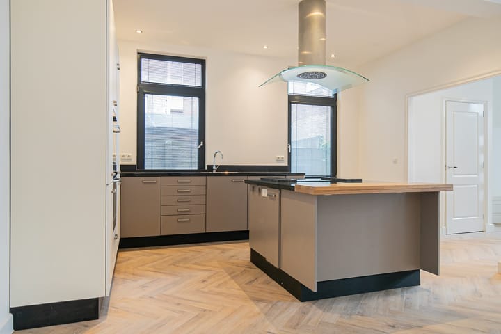 Foto 3 van Fahrenheitstraat 14