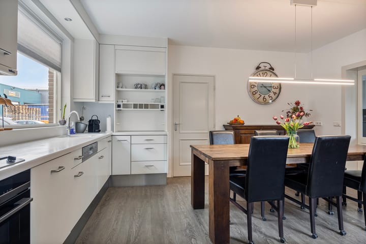 Photo 13 of De Dageraad 11