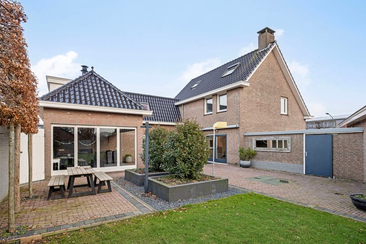 Photo 49 of De Dageraad 11