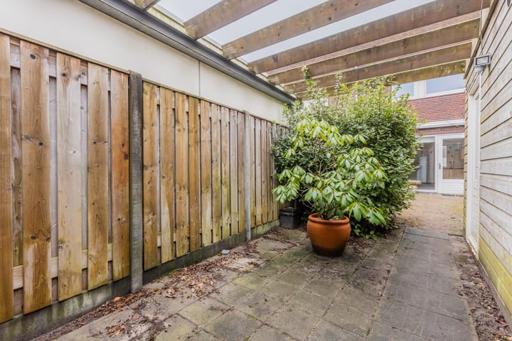 Foto 17 van Stoomlederplein 5