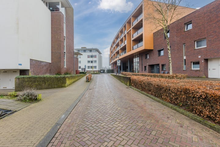 Foto 34 van Stoomlederplein 5