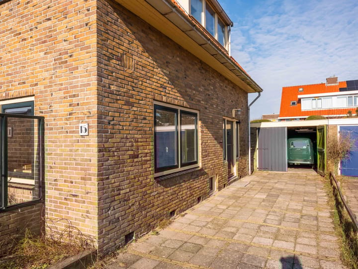 Photo 39 of Kerkstraat 15