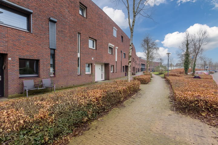 Foto 44 van Stoomlederplein 5