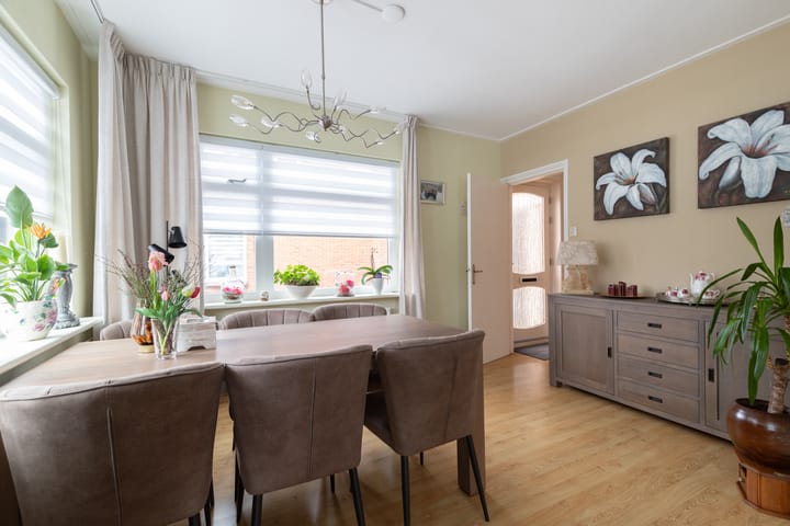 Photo 10 of Dijkstraat 11