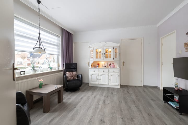 Photo 24 of Dijkstraat 11