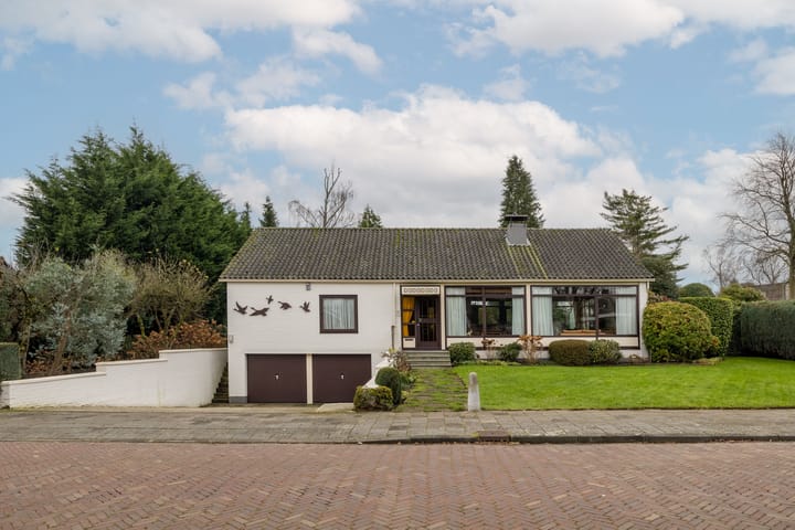 Foto 1 van Mozartlaan 11