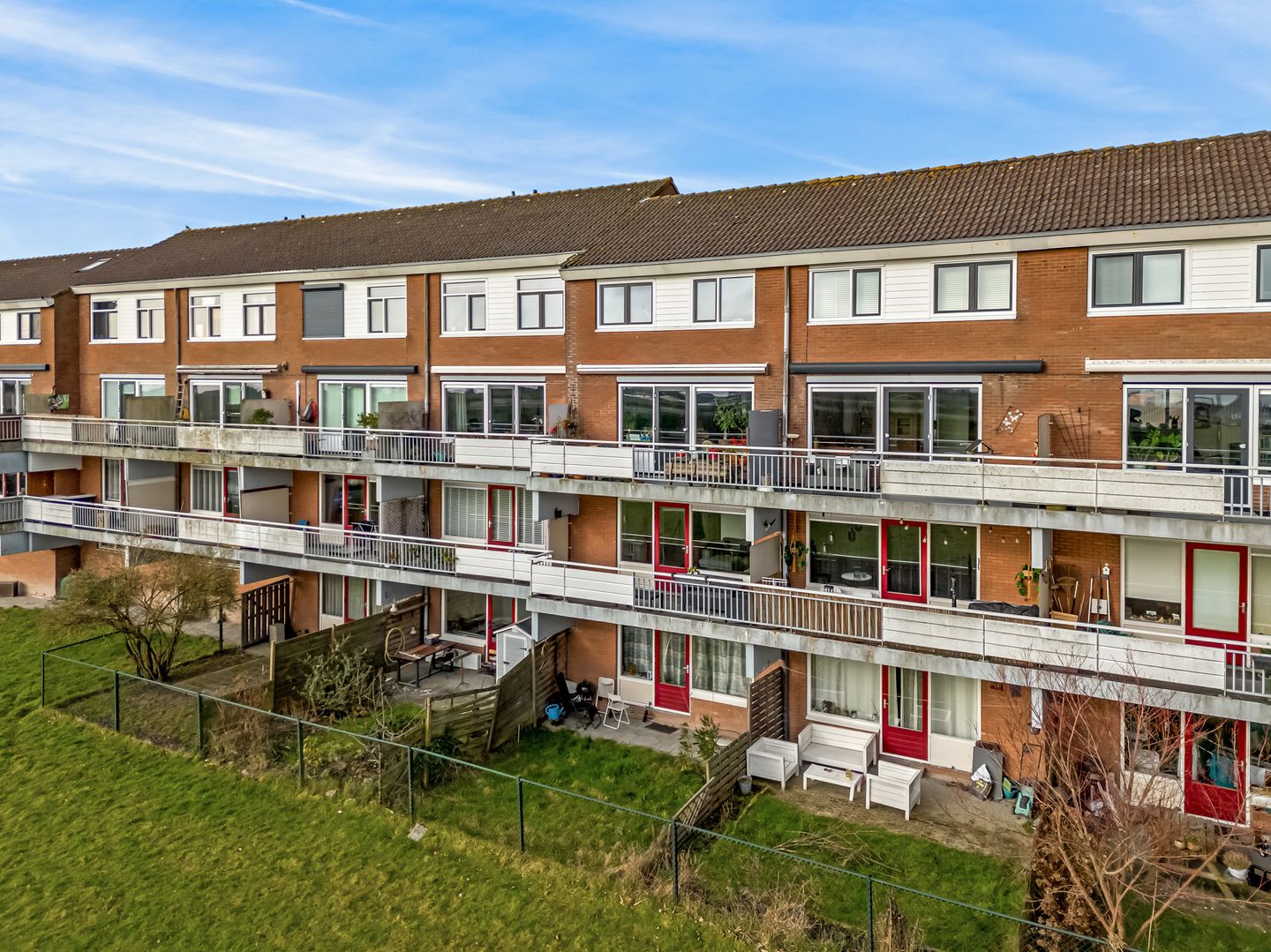 Foto 1 van Poolster 152