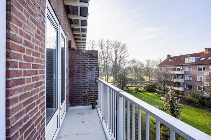 Foto 9 van Moddermanstraat 53